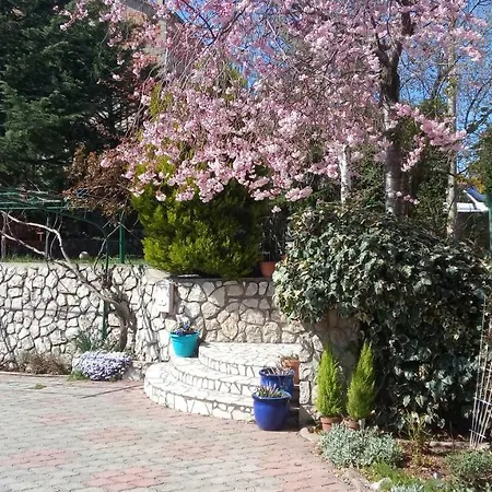 Linda